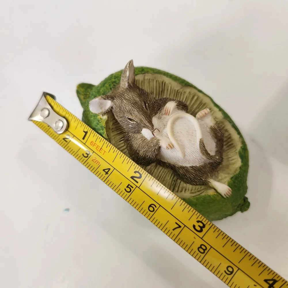 After the party mouse asleep in a lime resin figurine - Picture 5 of 6